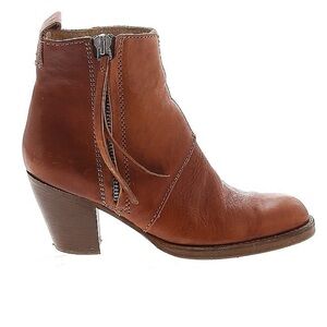 Acne Studios Pistol boot in chestnut brown sz 38 EU; Sz 8 US